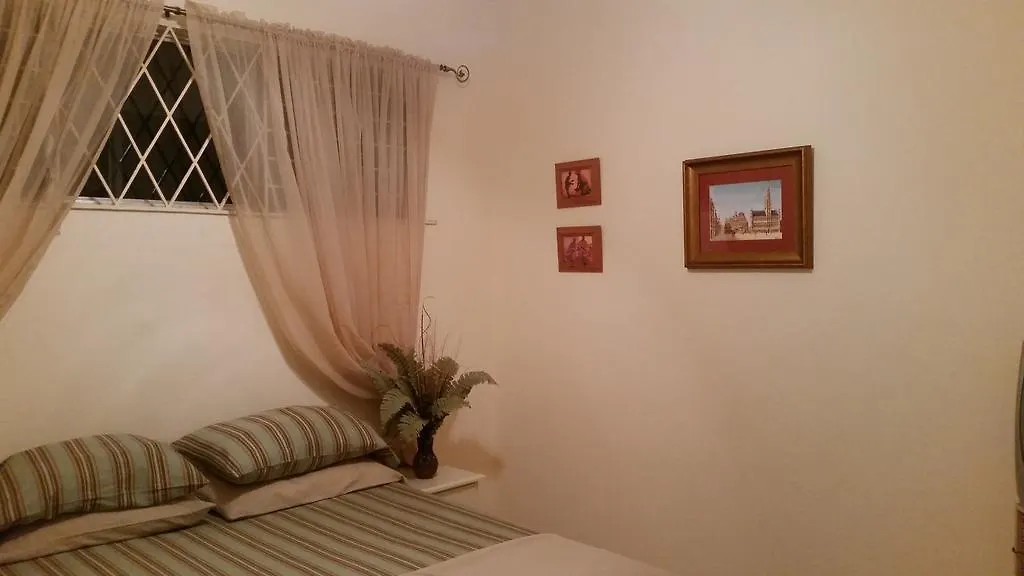 Apartment Crystal Towers Hotel Kingston Jamaica